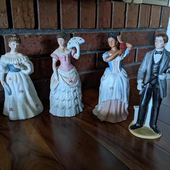 Other - vintage homco porcelain collectible figurine victorian